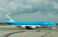PH-BFP @ EHAM - KLM Asia Boeing 747 - Taxiing - by David Burrell