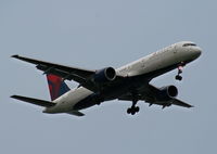 N6709 @ MCO - Delta 757-200 - by Florida Metal