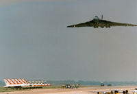 XL426 @ NFW - RAF Vulcan at Carswell AFB Airshow! - overflying the USAF Thunderbirds at their first F-16 airshow!