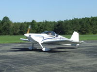 N164SP @ 9G5 - Taxing at Royalton Airport - by Terry L. Swann