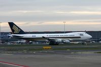 9V-SFG @ EHAM - Boeing 747-412F (SCD) - by JBND31
