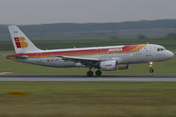 EC-HYD @ VIE - Iberia Airbus A320 - by Thomas Ramgraber-VAP