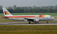 EC-HDT @ VIE - Iberia Airbus A320-214 - by Joker767