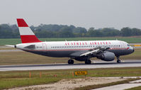 OE-LBP @ VIE - Austrian Airlines Airbus A320-214 - by Joker767