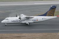 D-BSSS @ EDDL - Lufthansa ATR42