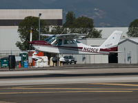 N425CE @ SMO - N425CE departing on RWY 21 - by Torsten Hoff