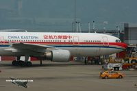 B-2319 @ VHHH - China Eastern Airlines - by Michel Teiten ( www.mablehome.com )