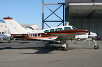 N372J @ KPAE - /