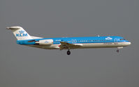 PH-OFB @ VIE - KLM cityhopper Fokker F-100 - by Roman Reiner