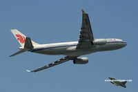 B-6130 @ VHHH - Air China