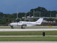 N2712V @ ORL - Cessna 414A - by Florida Metal