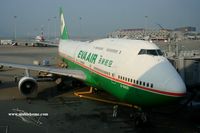 B-16405 @ VHHH - EVA Air