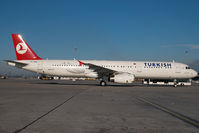 TC-JRD @ VIE - Turkish Airlines Airbus 321 - by Yakfreak - VAP