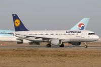 D-AIQR @ EDDF - Lufthansa A320 - by Andy Graf-VAP
