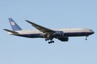 N782UA @ EDDF - United Airlines 777-200