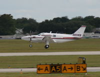 N800EB @ ORL - Piper PA-31T