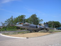 D-8266 photo, click to enlarge