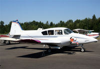 N4001P @ PLU - .