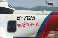B-7125 @ ZGSD - Nanhai No 1 Rescue Flying Service - by Michel Teiten ( www.mablehome.com )