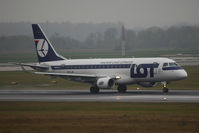 SP-LIA @ VIE - Embraer ERJ-175