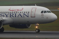 YK-AKD @ VIE - Airbus A320-232
