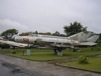 5121 - Hanoi , Air Force museum - by Henk Geerlings