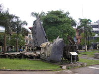 UNKNOWN - Hanoi, B-52 museum - by Henk Geerlings