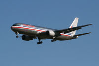 N354AA @ DFW - Landing runway 36L at DFW
