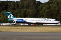 N938AT @ KBFI - /