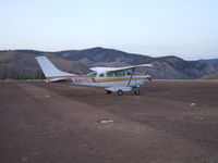 N7261N @ 2U7 - The latest C206 operated by Salmon Air. Overnighting with N4438 waiting for a boatload of rafters for the Middle Fork of The Salmon River - by Mark McCoy