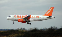 G-EZMH @ EGNX - Easyjet A319 lands at East Midlands - by Terry Fletcher