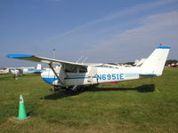 N6951E photo, click to enlarge
