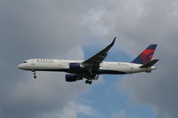N712TW @ TPA - ex TWA, American now Delta 757 - by Florida Metal
