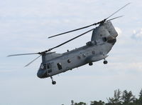 153980 @ SUA - CH-46E Sea Knight - by Florida Metal