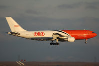 OO-TZC @ VIE - Airbus A300B4-203(F) - by Juergen Postl
