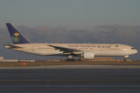 HZ-AKE @ VIE - Saudia Boeing 777-200 - by Yakfreak - VAP