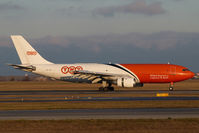 OO-TZC @ VIE - TNT Airbus A300 - by Yakfreak - VAP