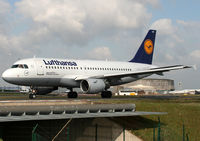 D-AILB @ LFPG - Passing on parallels runways - by Shunn311