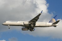 N13110 @ TPA - Continental 757-200