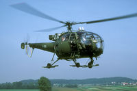 V-265 @ ZURICH ARE - This Alouette is landing in the fields near a make shift bombing range in the Zürich area.