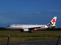 VH-VQJ @ YBBN - Jetstar Airbus A320 - by Max Riethmuller