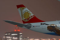 OE-LAL @ VIE - Austrian Airlines Airbus 340-300
