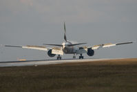 A6-ECG @ VIE - Emirates Boeing 777-300