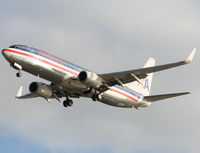 N917AN @ TPA - American 737-800 - by Florida Metal