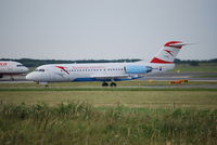 OE-LFL @ LOWW - Austrian arrows Fokker 70 - by Hannes Tenkrat