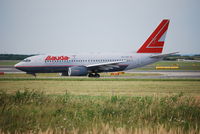 OE-LNO @ LOWW - Lauda Air   (Austrian Airlines Group) - by Hannes Tenkrat