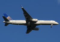 N57111 @ MCO - Continental 757-200