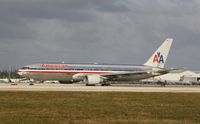N353AA @ KMIA - Boeing 767-300 - by Mark Pasqualino
