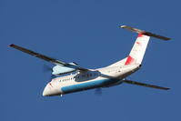 OE-LTP @ LOWI - Bombardier Inc. DHC-8-314 - by Juergen Postl