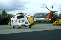MM80989 @ EHLW - In 1989 Leeuwarden hosted the SAR meet. Lots of interesting helicopters did participate in this exercise.